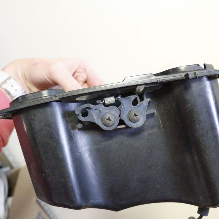 6533 Schowek przedni Lewy kokpit (01-05) Honda Goldwing GL1800