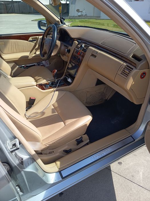 Mercedes Benz E220 cdi W210