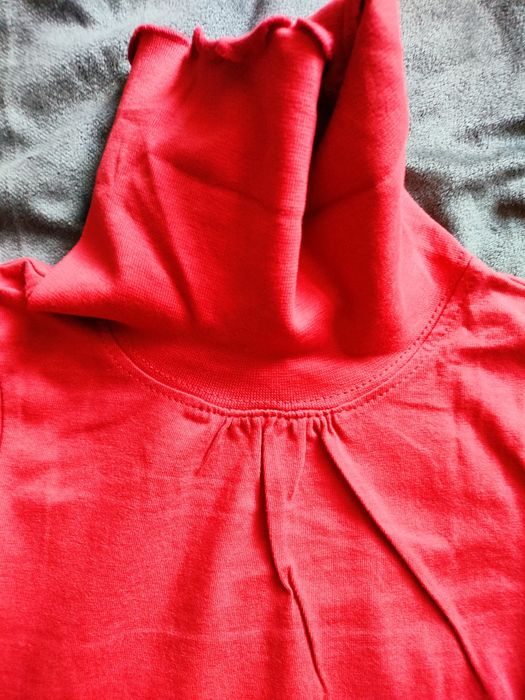 Dwa bawełniane golfy cienkie rozm. 104