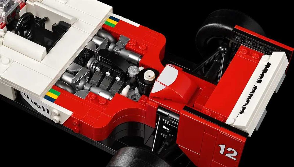 LEGO Icons Ayrton Senna e McLaren MP4/4 - 10330