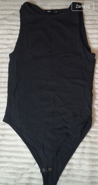 Czarne body na ramiączka
