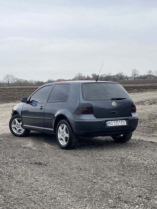 Продам Volkswagen Golf 4