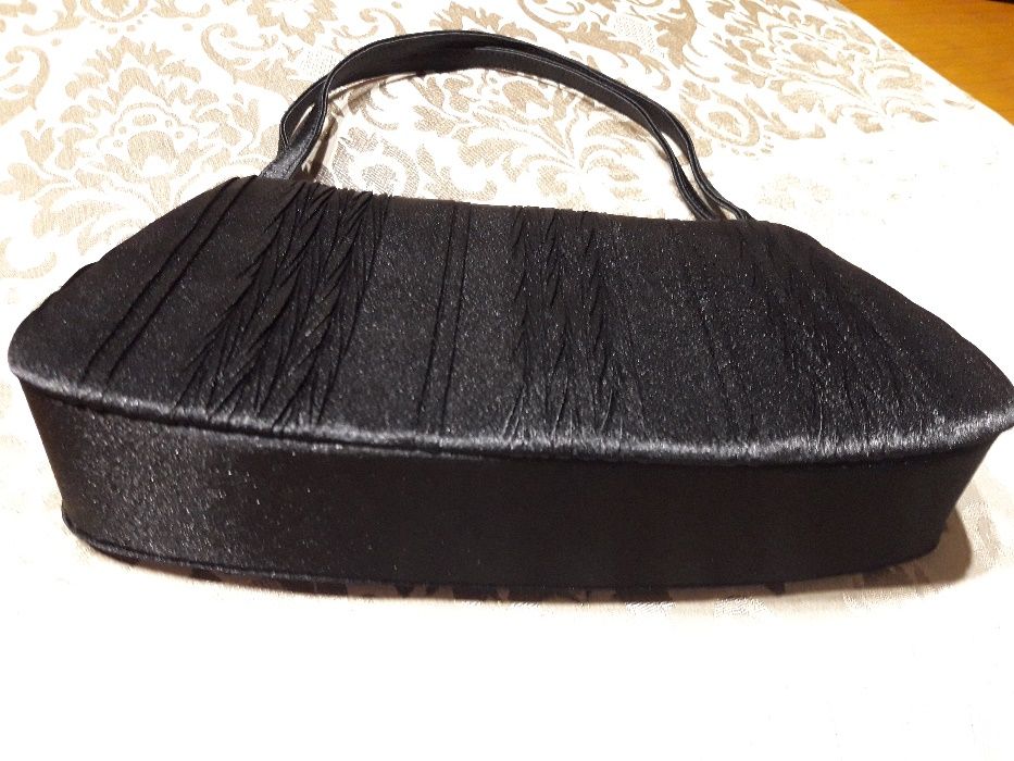 Pochetes Várias ( tons cobre e preto)