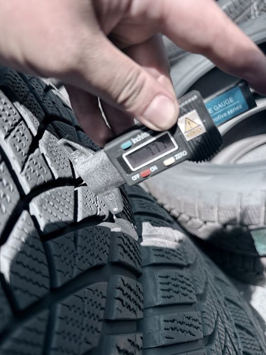 235 55 19 Goodyear Ultragrip Perfomance+ Антіпрокол 90% 2022 Шини Зима