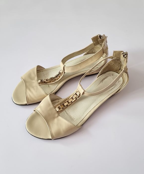 Buty sandały beżowe damskie z łańcuszkiem rozmiar 39