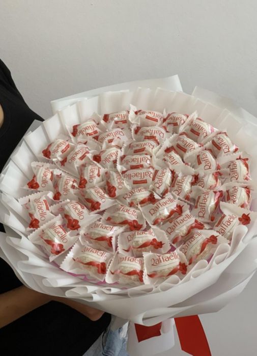 Троянди з атласних стрічок