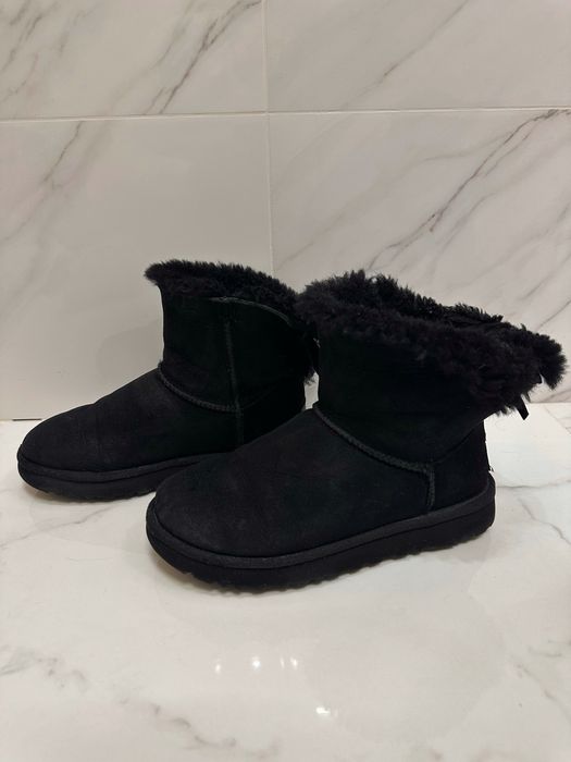 Buty UGG mini Bailey Bow II czarne 37