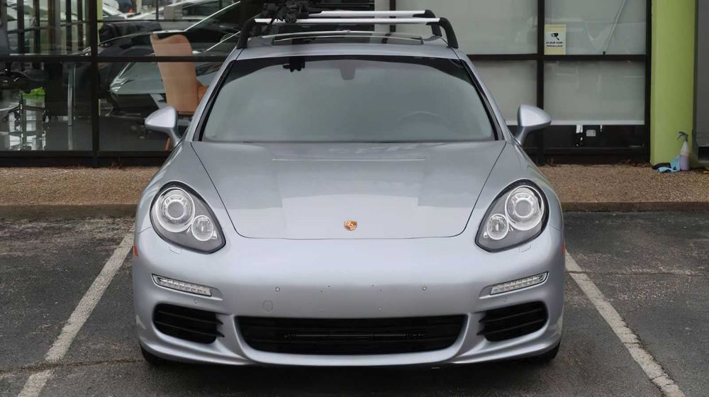 Porsche Panamera 4S      2015