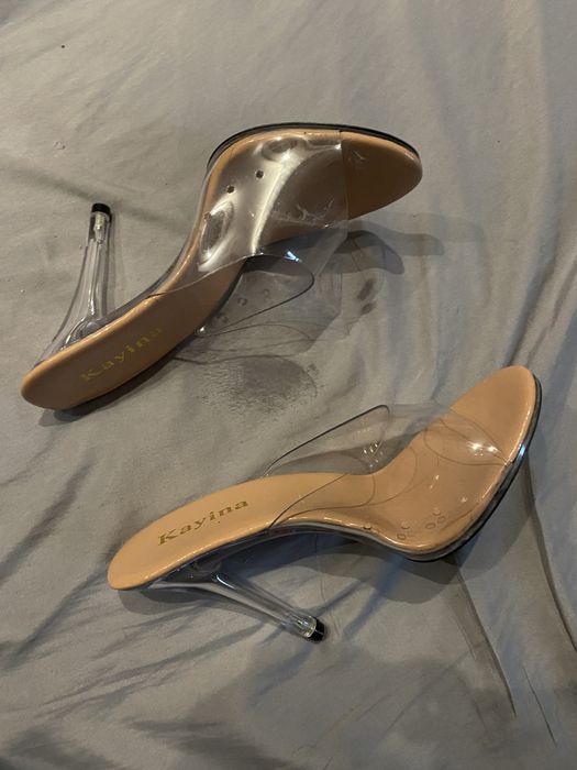 Shein transparentne klapki na szpilce 37