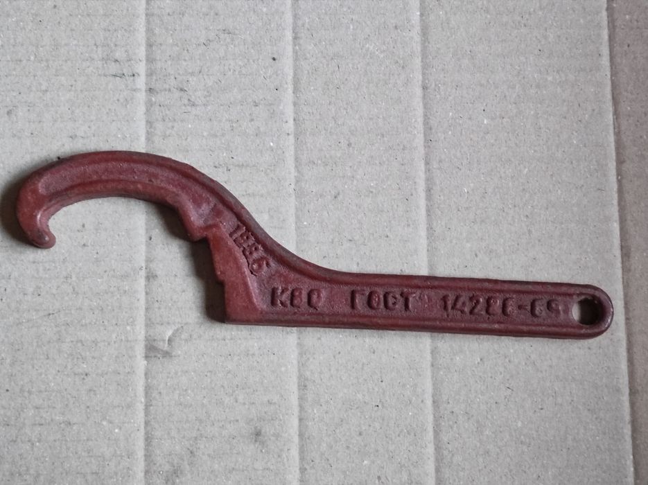 Ключ пожарной соединительной арматуры К-80.