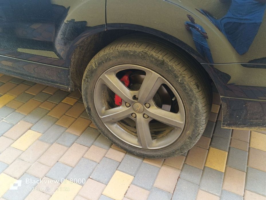 продається авто ауді Q7