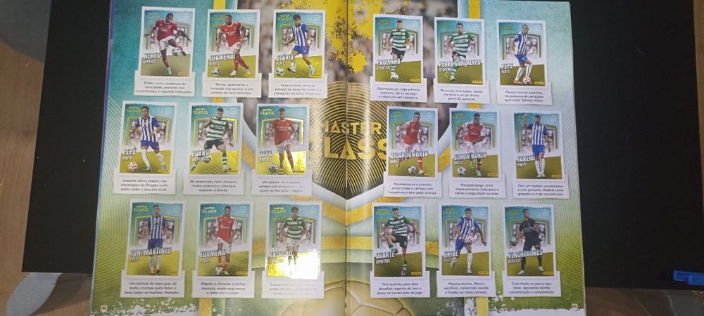 Caderneta futebol 2022-23