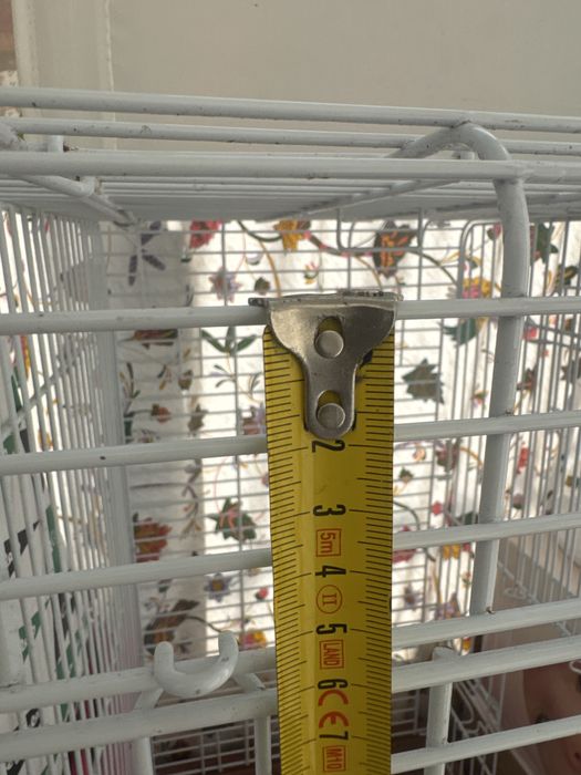 Gaiolas e casas para pássaros como nova .