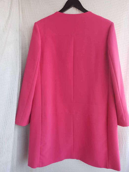 MALINOWY  piękny płaszcz  WŁOSKI  rozmiar.42