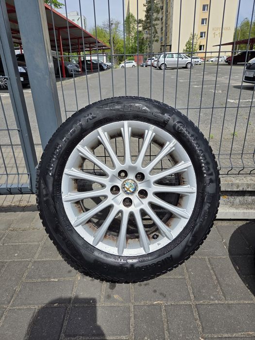 Felgi Alfa Romeo  z oponami wielosezonowymi Continental