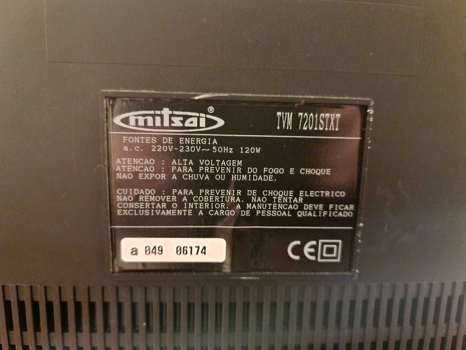 Televisão Mitsai em Excelente Estado