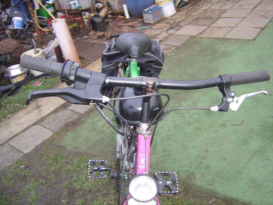 rower z silnikiem spalinowym