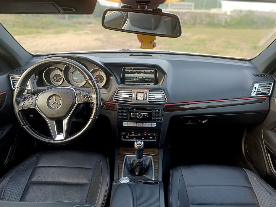 Mercedes E250 Coupé AMG C/Novo