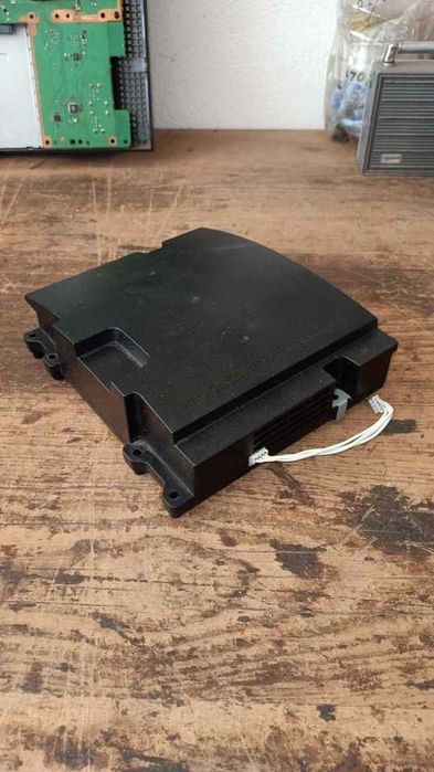 Fonte de alimentação da PS3 fat modelo CECHL04