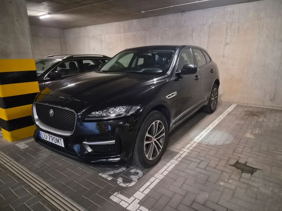 Jaguar F-Pace