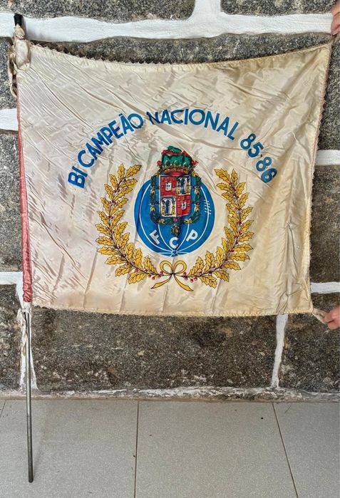 Lote de 4 Bandeiras antigas do FC do Porto