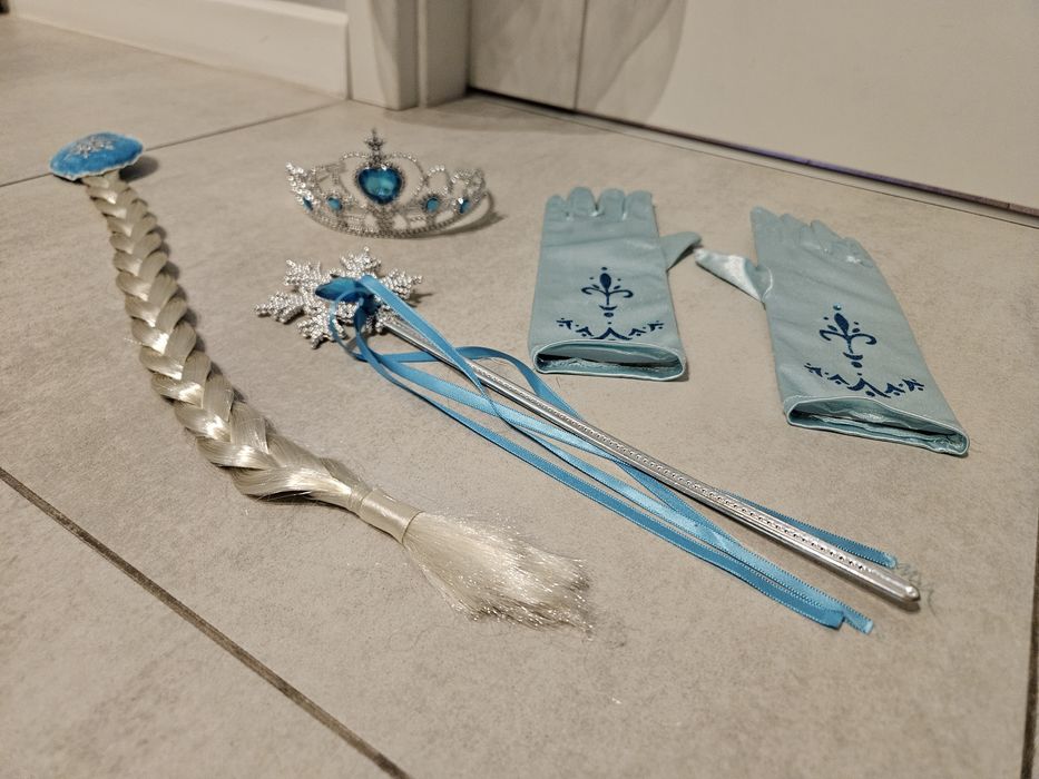 Sukienka/strój Kraina lodu Frozen Elza rozmiar 150