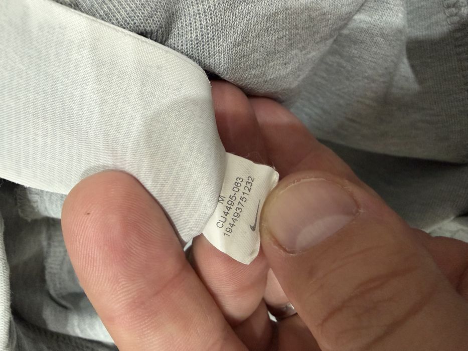 Штани Nike Tech Fleece , у сірому кольорі , в розмірі М
