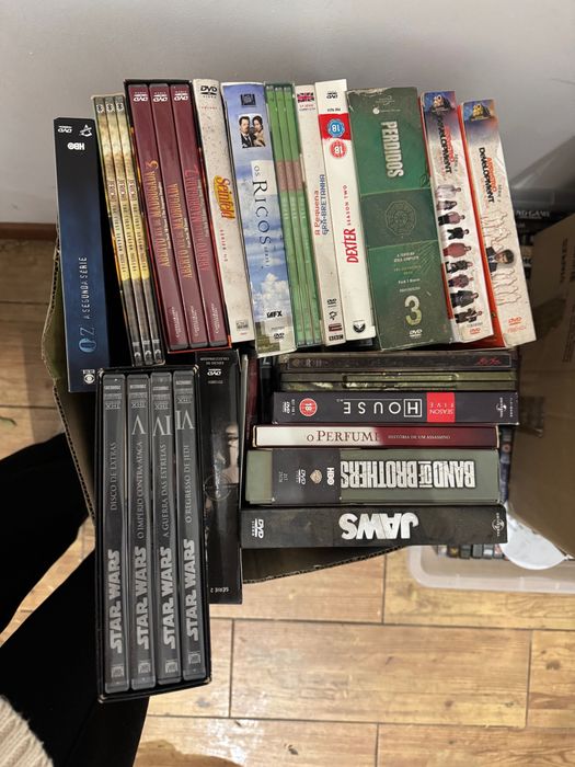 DVD’s de filmes e séries originais