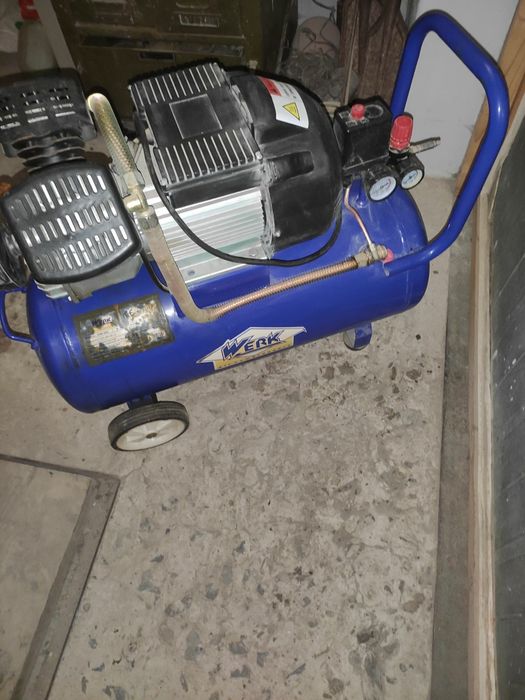 Компресор 50л як новий