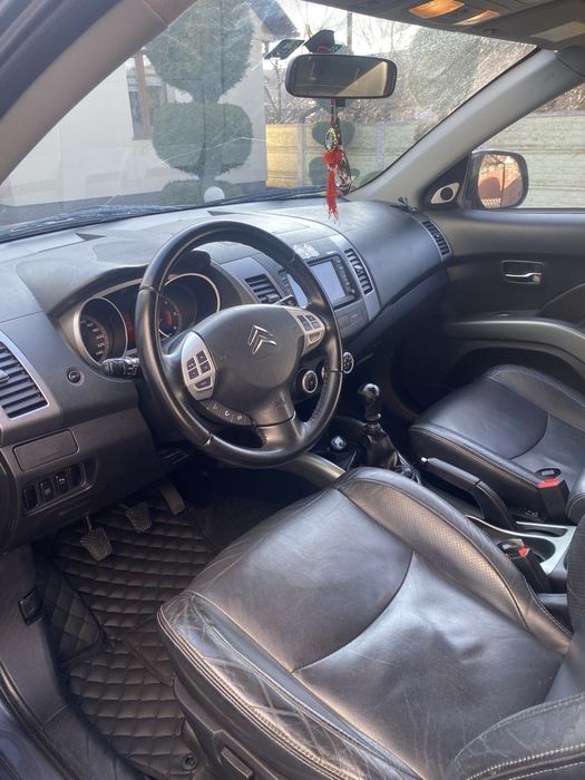 Продам сімейний автомобіль “ Citroën C-Crosser” 2008