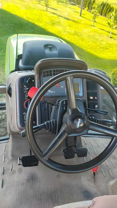 Claas Ares 836 RZ 205 KM