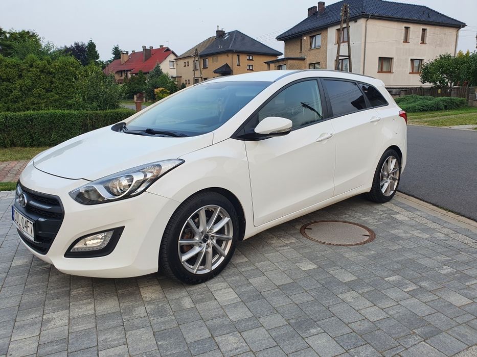 Hyundai i30 1.6 CRDi 2015 stan BDB