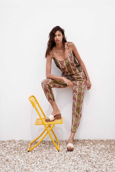 ‼️ Новый женский костюм ZARA с принтом. Брюки и Топик свободного кроя