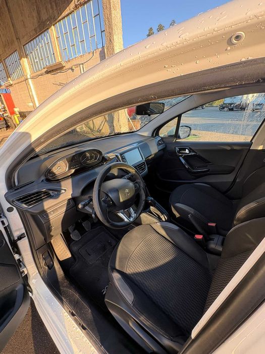 Peugeot 208 1.6HDi