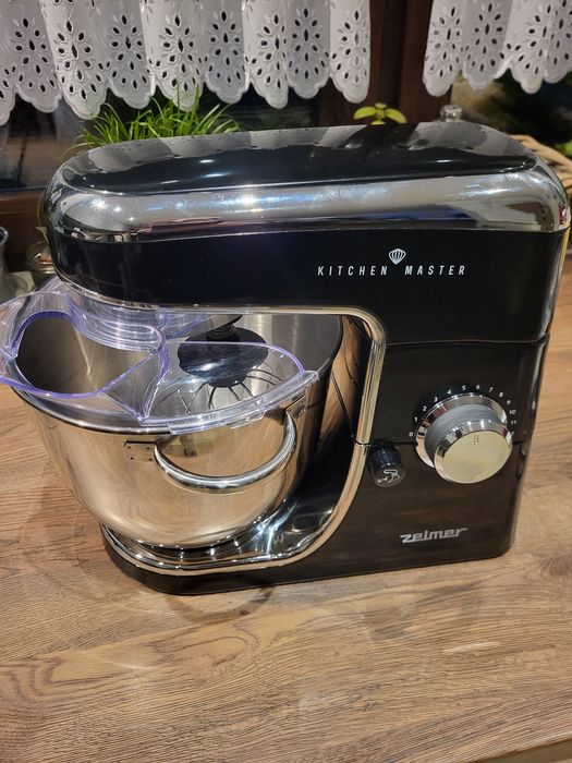 Robot kuchenny  planetarny Zelmer