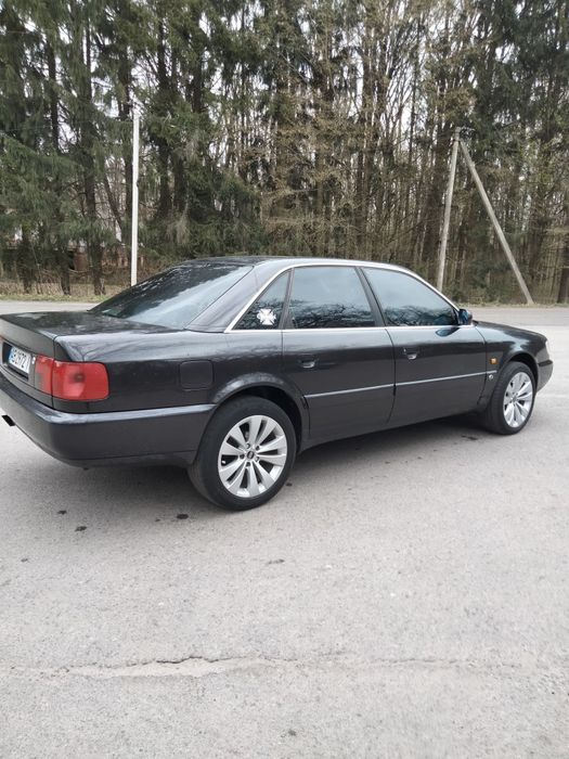 Продам AUDI A6 C4