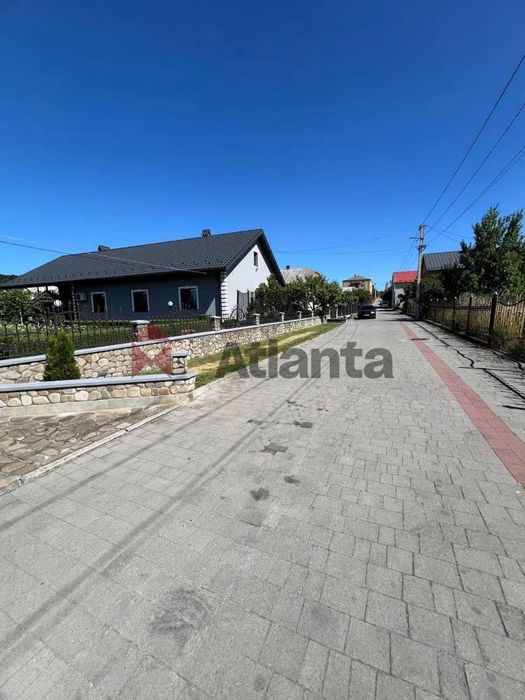 Продається земельна ділянка 17 соток,Муроване