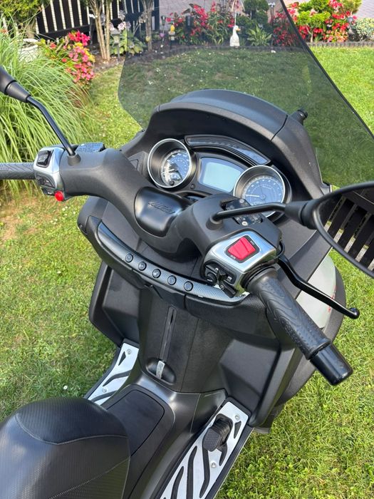 Piaggio MP3 HPE Sport