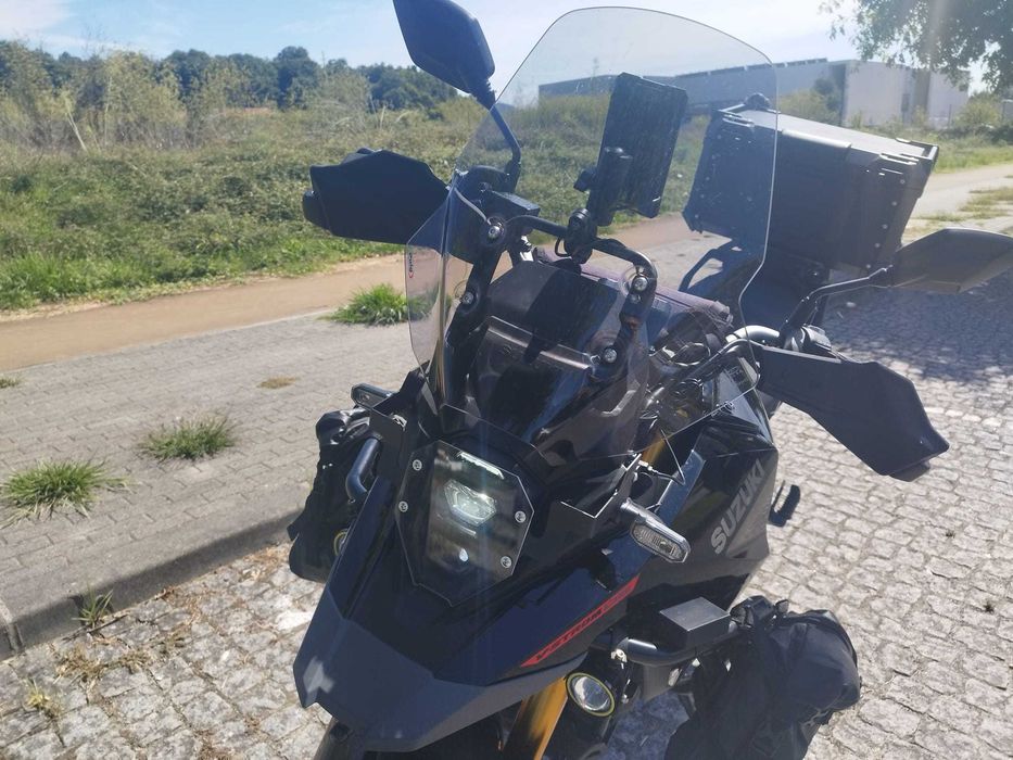 Suzuki V-Strom 800DE — Março de 2026