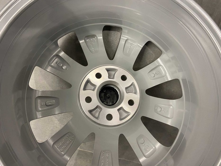 Oryginalne felgi 17 5x112 SKODA Flash 3T0/601025J