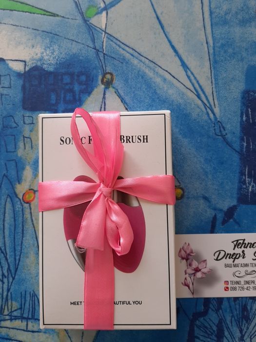 Щеточка для лица