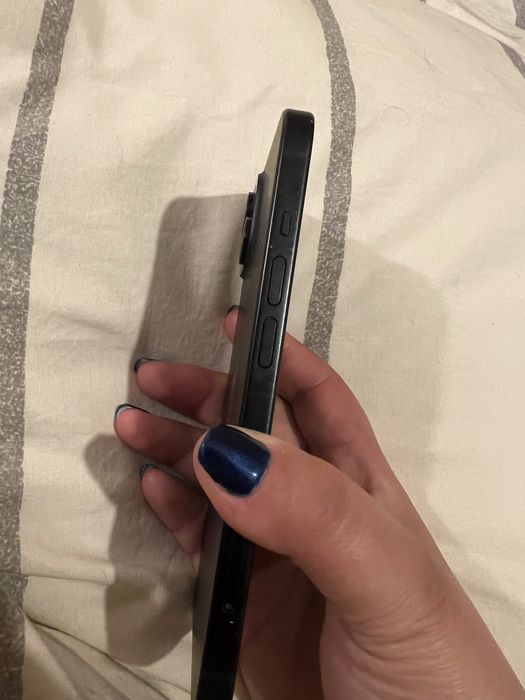 iPhone 15 - 256Gb