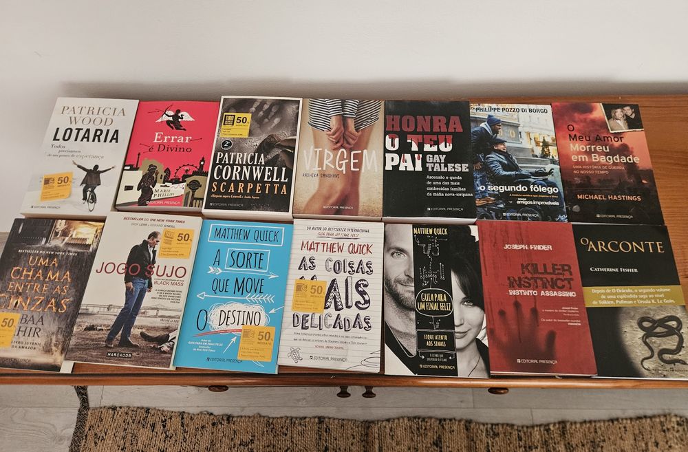 Conjunto livros bestsellers novos.