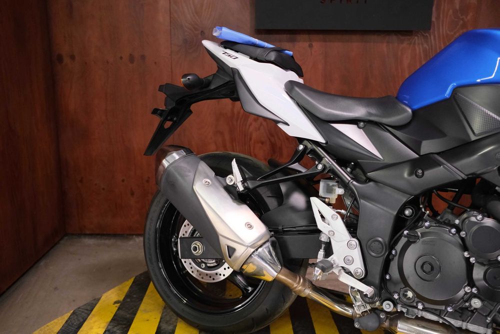 Suzuki GSR750 ABS із Японії