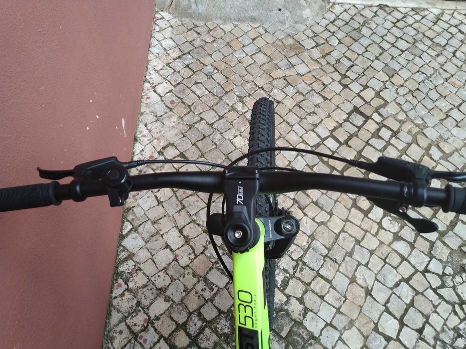 bicicleta BTT Decathlon Btwin Rockrider ST530