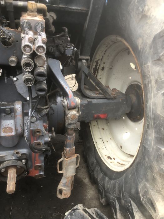 New holland 8360 kabina maska czesci