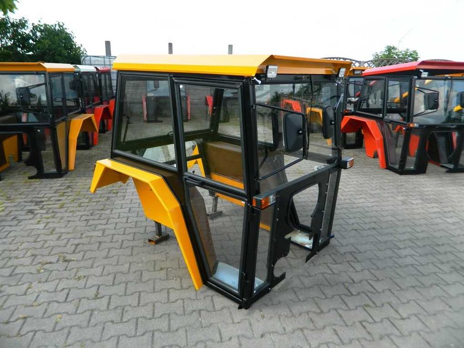 Kabina C-330 C360 C-360 MTZ-82 T-25. Kabiny  ciągnikowe - TANIO  !!!