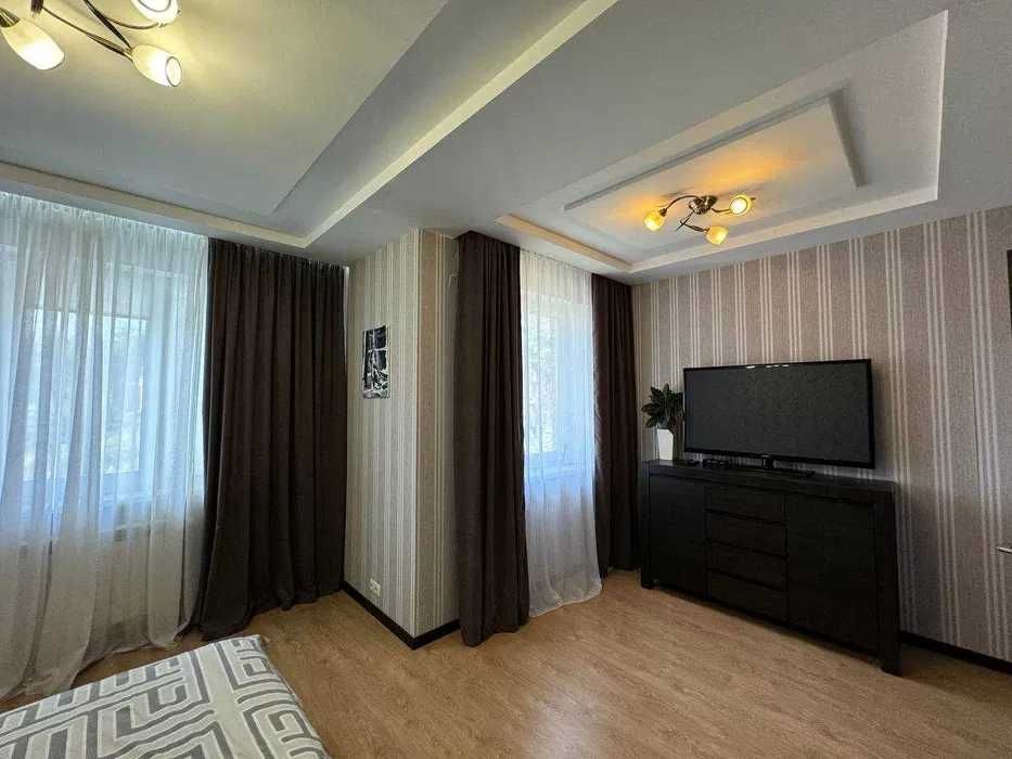 60 Подобово котедж барбекю лазня більярд ліс Хотянівка для 8 осіб