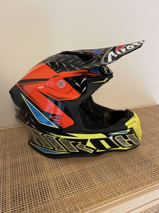 Capacete Enduro Airoh