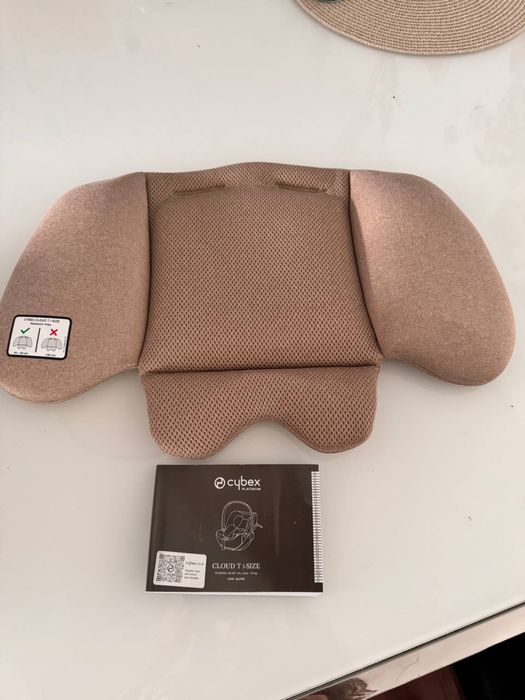 Cybex Cloud T i-Size e Isofix rotativa